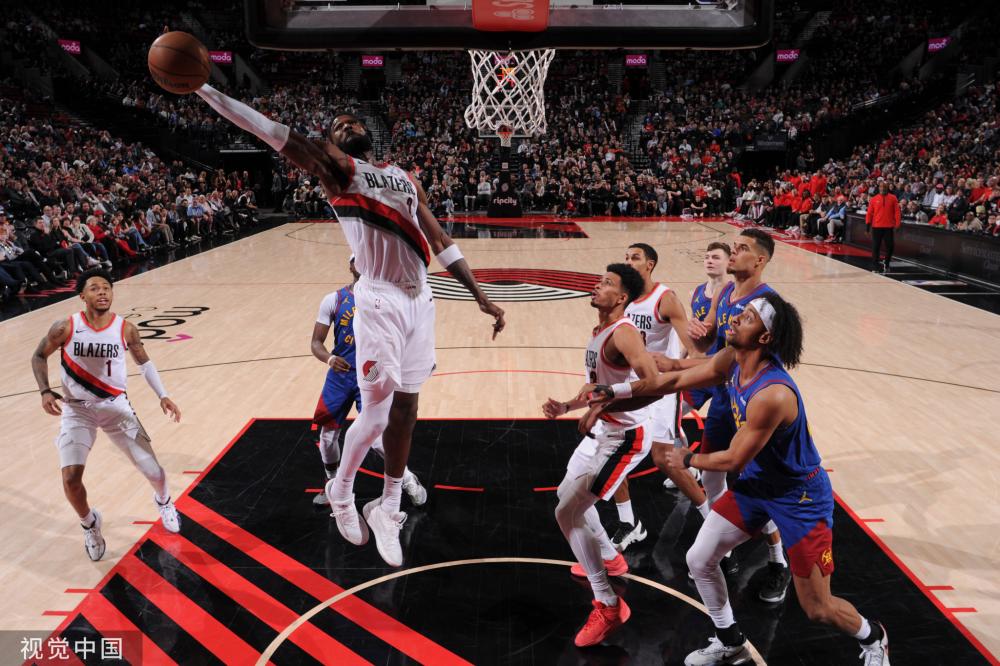 更凸显了其 更凸显了其