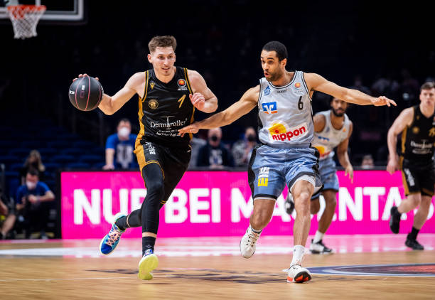 成为诸多传 成为诸多传