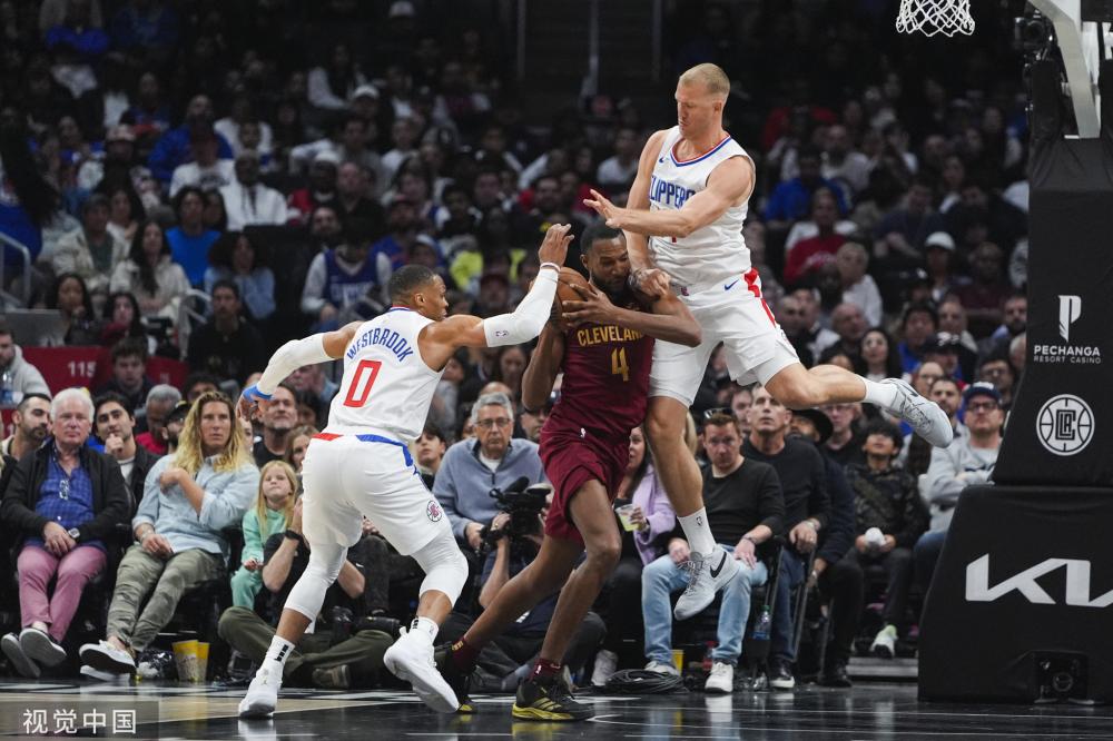 陪同霍安 陪同霍安