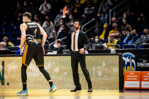 费莱尼的传 费莱尼的传